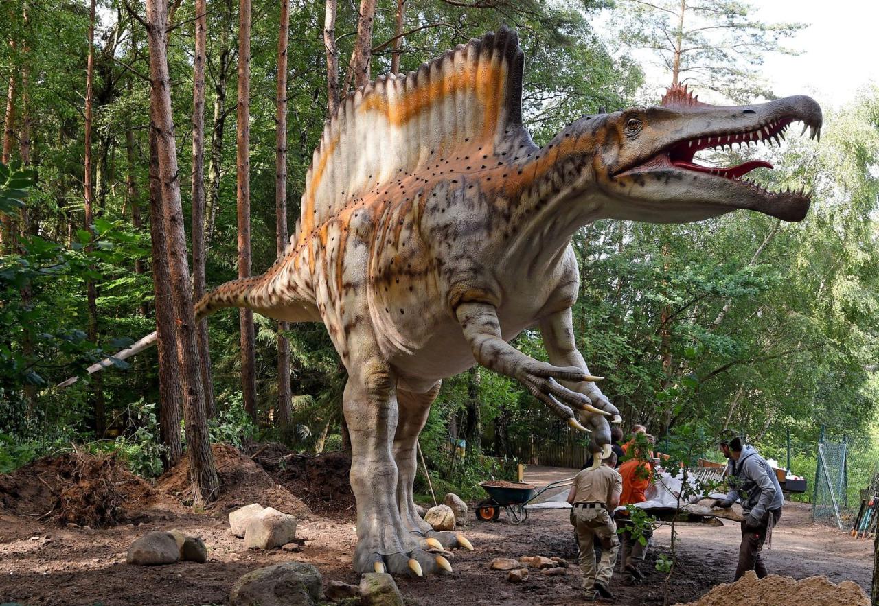 Abenteuer in der Welt der Dinosaurier: Mit dem Spinosaurus auf Malreise