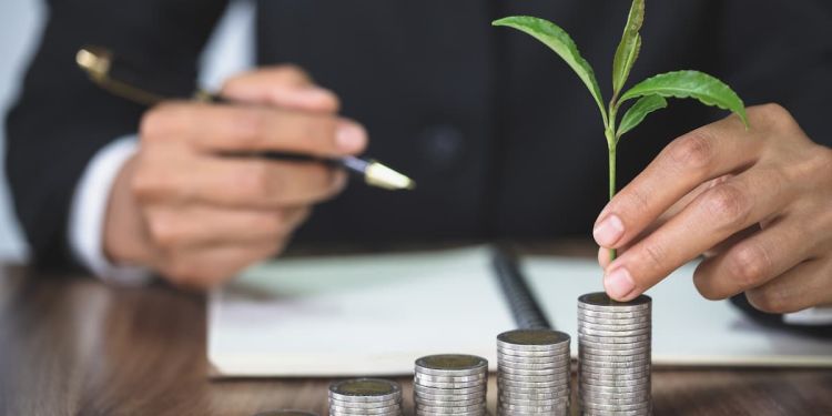 The Green Rush: Sustainable Investing Takes Center Stage